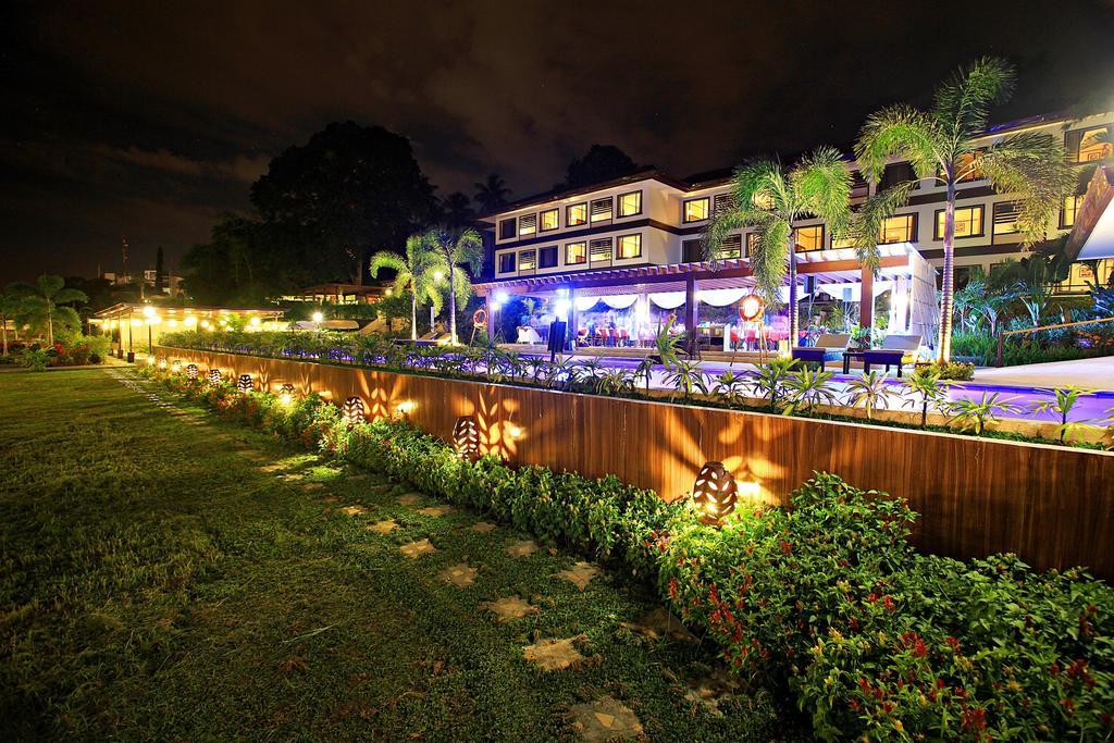 Hotel Tropika Davao Ngoại thất bức ảnh