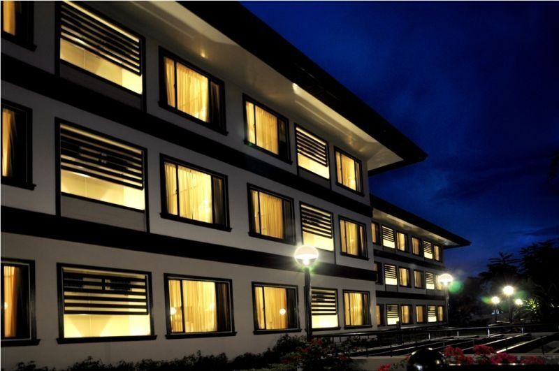 Hotel Tropika Davao Ngoại thất bức ảnh