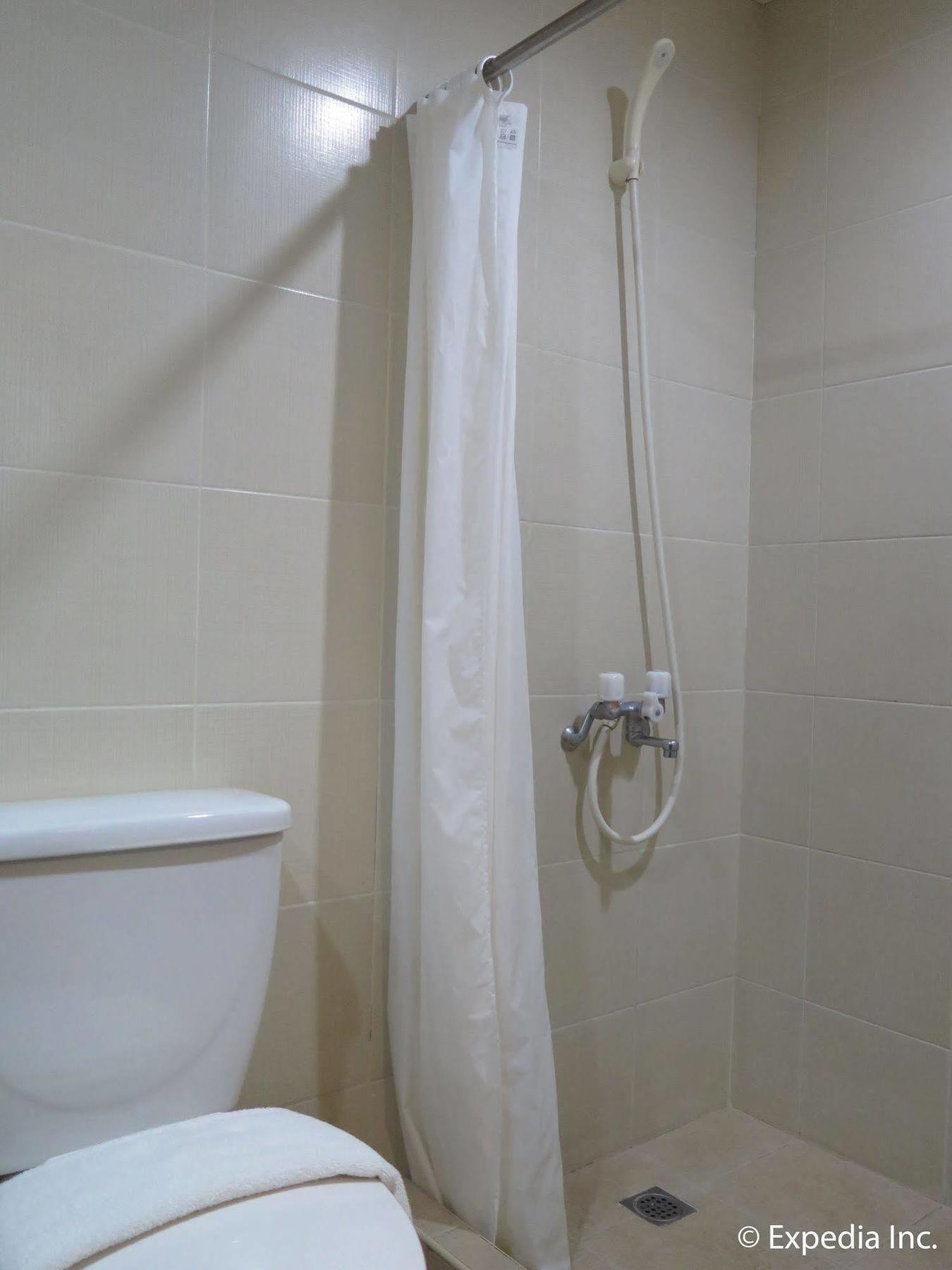 Hotel Tropika Davao Ngoại thất bức ảnh